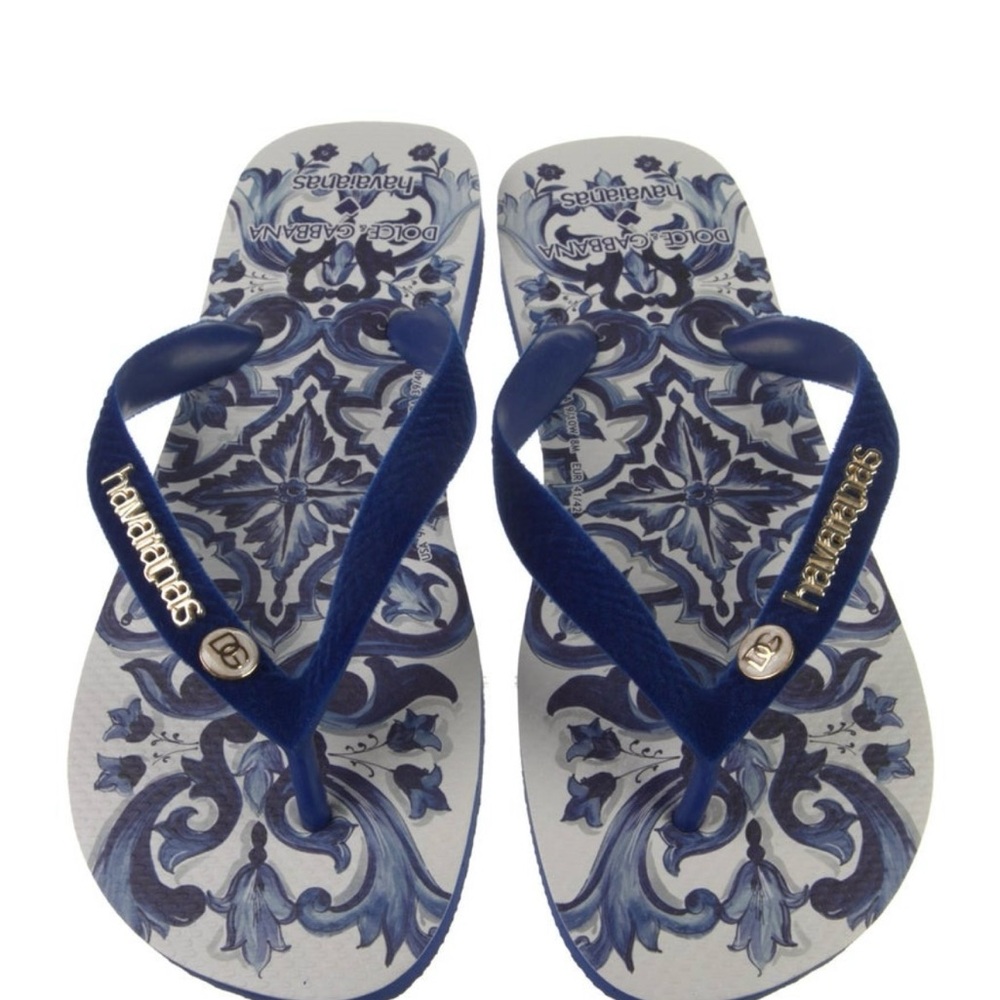 Dolce & Gabbana X Havaianas Navy and White Patterned Sandals